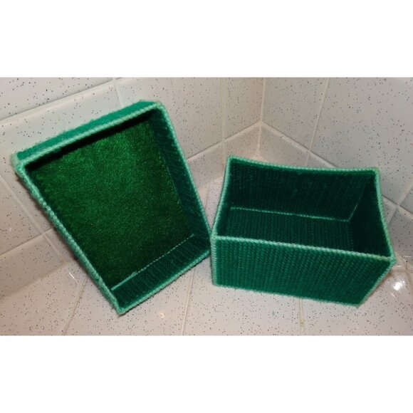 Handmade Aqua & Peach Plastic Canvas Needlepoint Trinket Box cross stitch craft - Picture 6 of 11